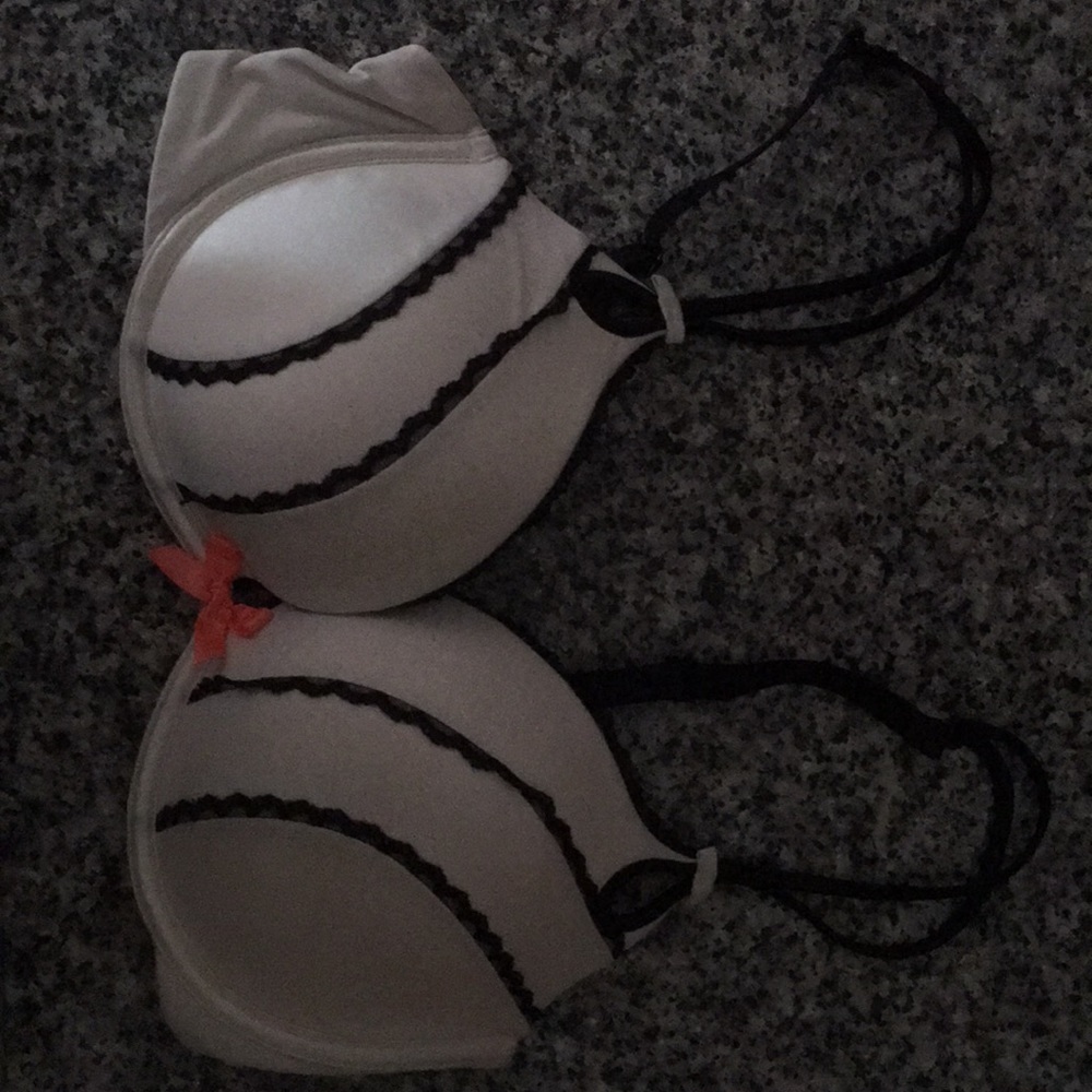 Bra